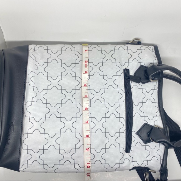 TIRRININ INSULATED WINE BAG / LUNCH BAG COOLER WITH FRONT POCKET & CORKSCREW - Picture 12 of 15